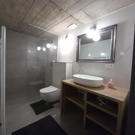 Entrez Bastova - Centre 4* Kassa