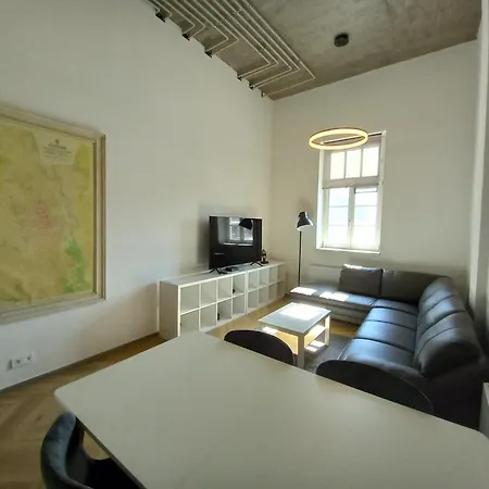 Entrez 4 - Centre Guest house