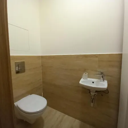 Entrez Bastova - Centre 4* Kassa