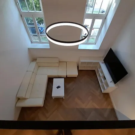 Vendégház Entrez Bastova - Centre 4*