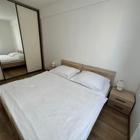 Entrez Bastova - Centre 4*