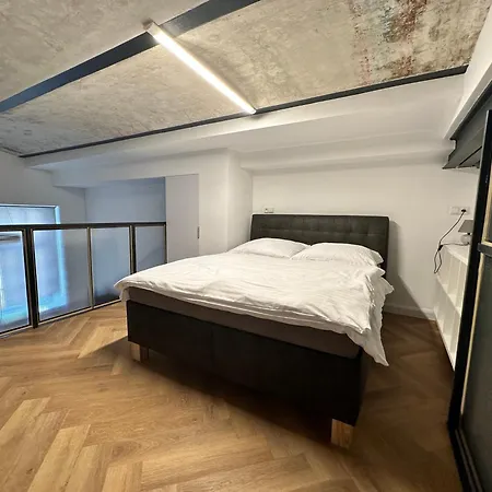 Entrez Bastova - Centre Vendégház Kassa