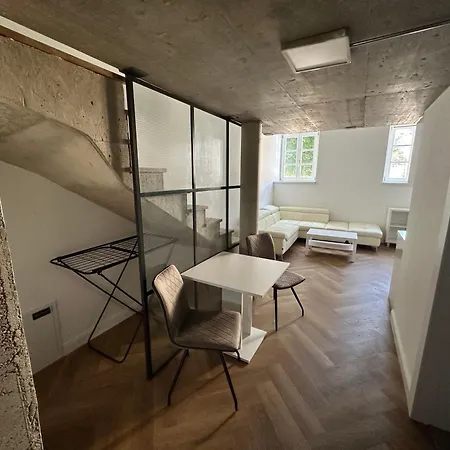 Entrez Bastova - Centre 4* Kassa