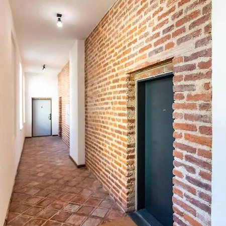 Entrez 4 - Centre Guest house
