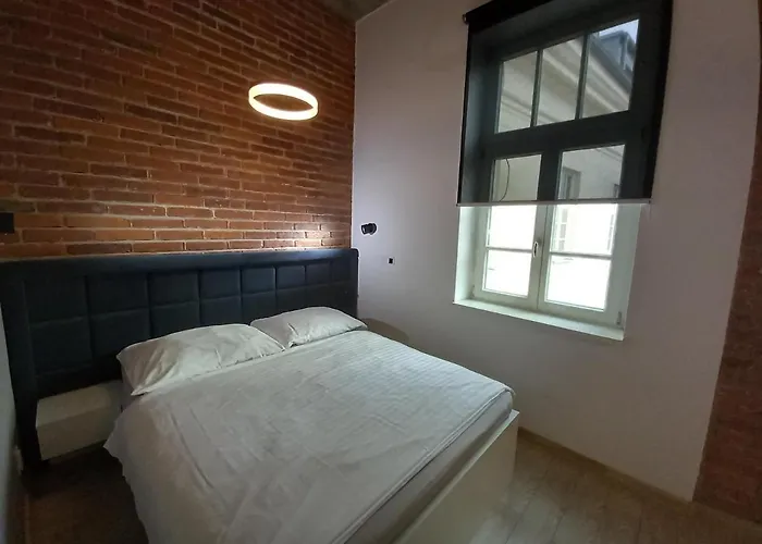 بيت ضيافة Entrez Bastova - Centre 4*