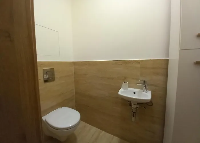 Entrez Bastova - Centre 4* Kassa