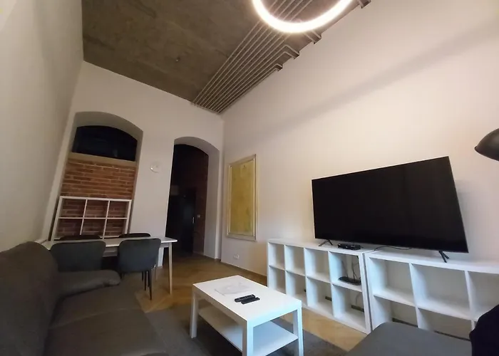 Entrez Bastova - Centre Vendégház 4*