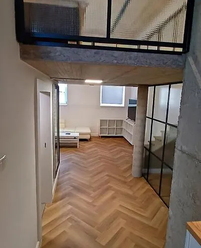 Entrez Baštová - Centre 4*