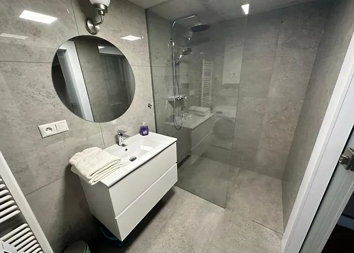 Entrez Bastova - Centre Vendégház