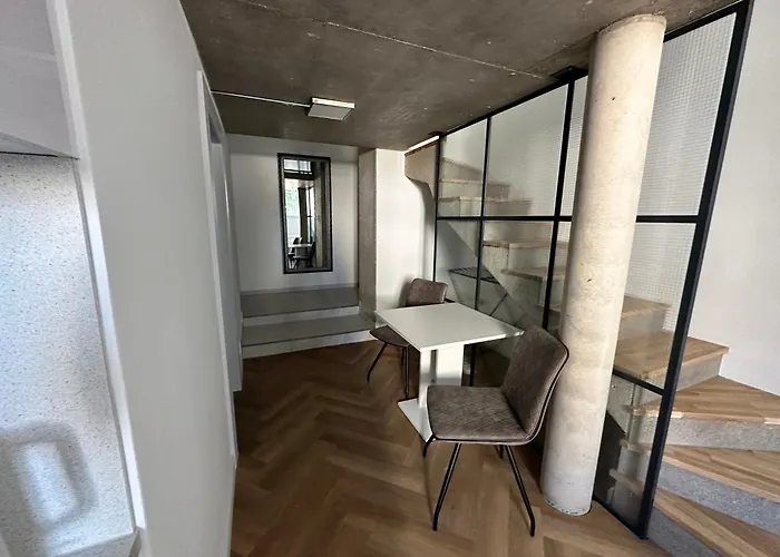 Entrez Bastova - Centre 4*