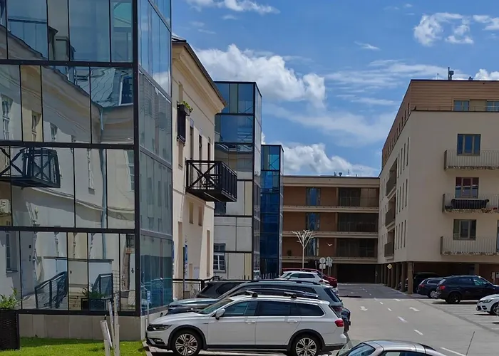 Entrez Bastova - Centre 4*