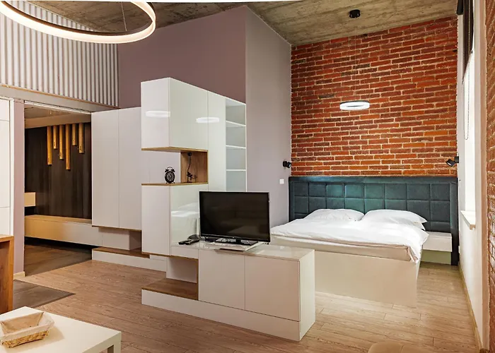 Entrez Bastova - Centre 4* Kassa