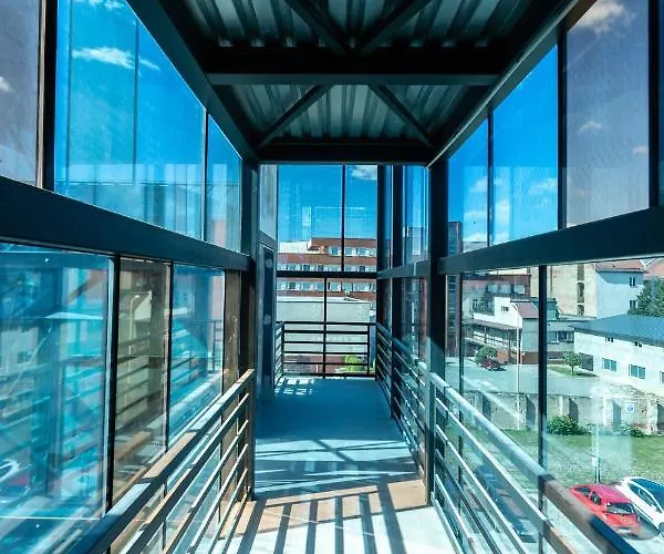 بيت ضيافة Entrez Bastova - Centre 4*